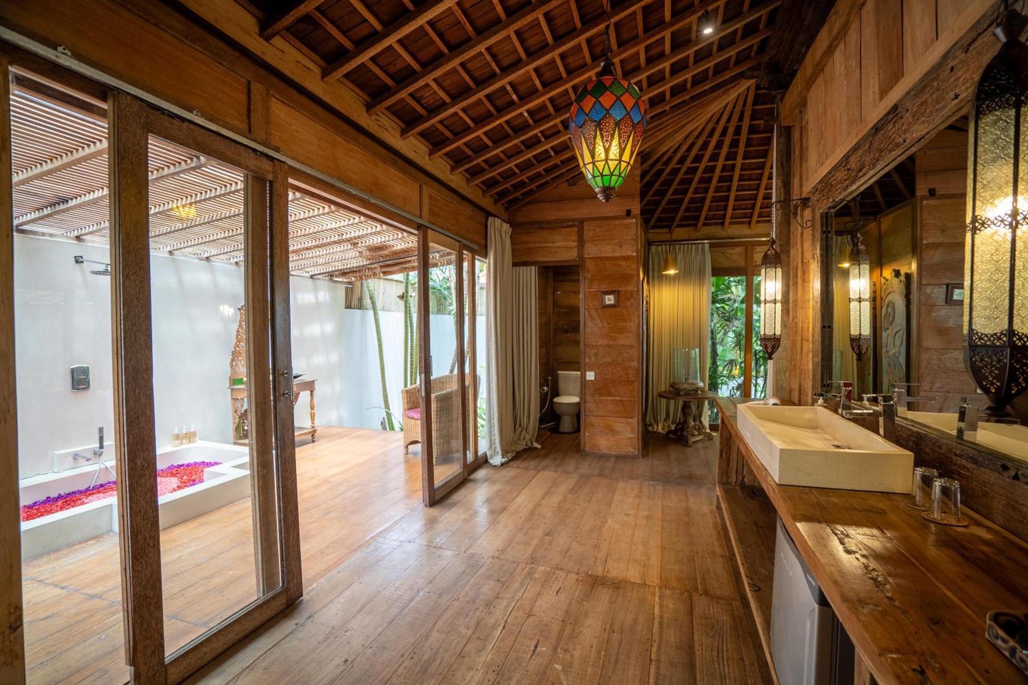 Kropak Canggu المظهر الخارجي الصورة